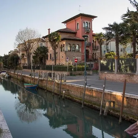 Ca' Bragadin, And Relax In Venice *