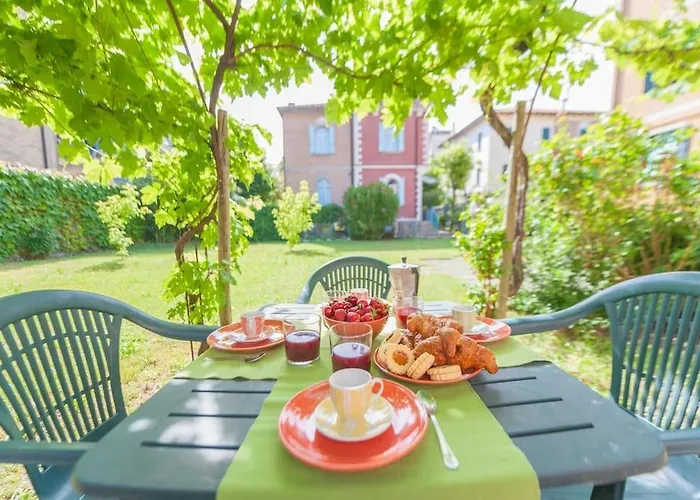 Ca' Bragadin, And Relax In Venice *